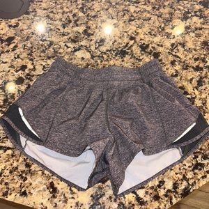 Lululemon 2 in shorts with liner